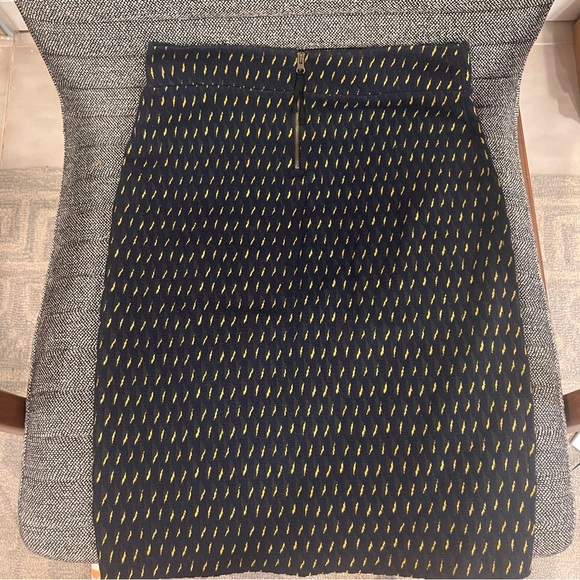 Maeve - size 4 -Navy Skirt - Picture 6 of 8